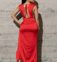 STRETCHY SATIN MIDI LENGTH DRESS